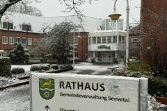 Winterliches_Rathaus