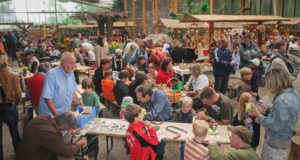 Seit 40 Jahren ein Publikumsmagnet: Der Herbstmarkt. Foto: Wildpark Schwarze Berge