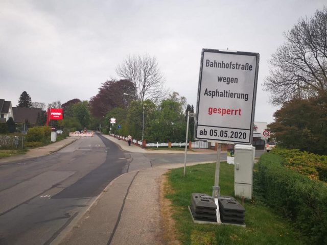 Wegen Asphaltierungsarbeiten wird die Bahnhofstraße vom 5. bis 7. Mai für den Fahrzeugverkehr gesperrt. Foto: Hamann