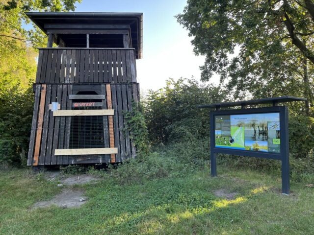 Kein Zutritt mehr: Der beliebte Aussichtsturm am Junkernfeldsee in Hörsten bleibt für Besucher gesperrt. Foto: Gemeinde Seevetal