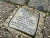 Der Stolperstein vor dem Hittfelder Rathaus erinnert an Erna Marie Ahrens. Foto: Gemeinde Seevetal